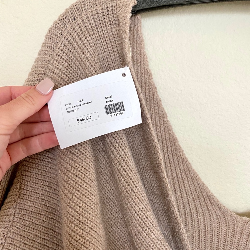 Sweater - Picture 3 of 3
